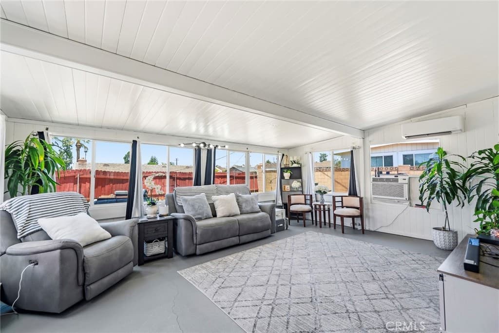 Home at 1013 N Lyman, Covina — photo 11 of 12