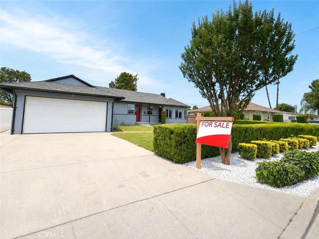 Home at 1030 S Pricedale, West Covina — photo 3 of 12