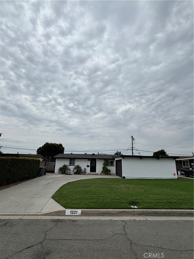 Home at 1221 N Aldenville, Covina — photo 3 of 12