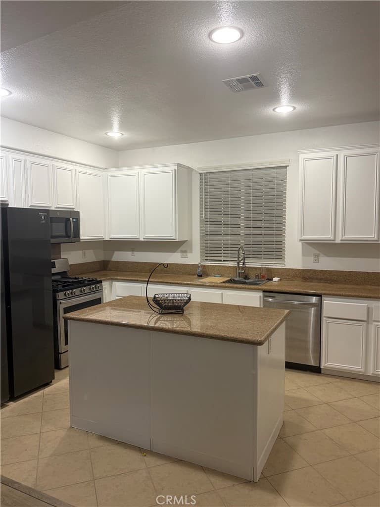 Home at 1711 Lordsburg Court, La Verne — photo 10 of 12