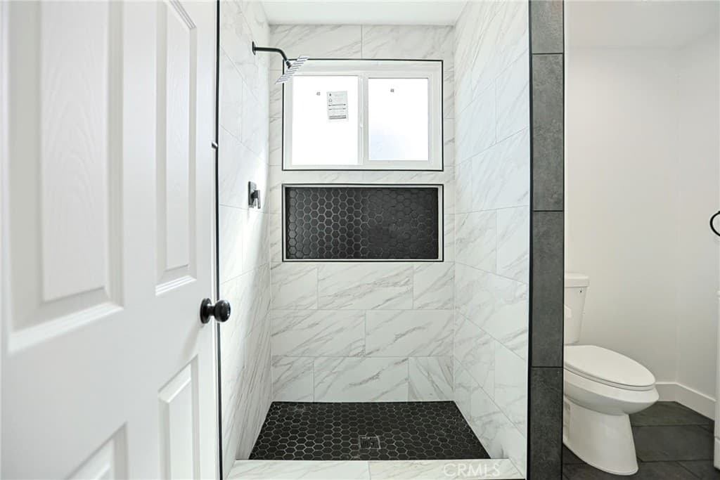 Commercial at 440 W Holt, Pomona — photo 8 of 12