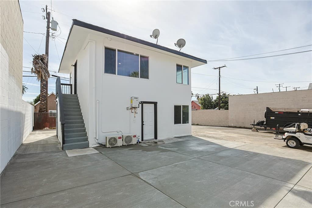 Commercial at 440 W Holt, Pomona — photo 5 of 12