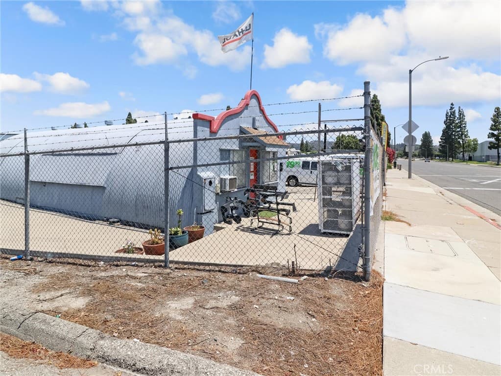 Commercial at 424 S Lemon Avenue, Walnut — photo 10 of 12