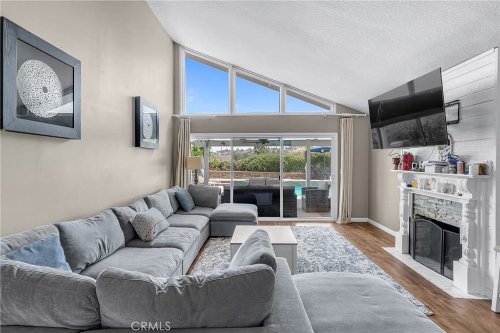 Home at 536 N Del Sol Lane, Diamond Bar — photo 5 of 12