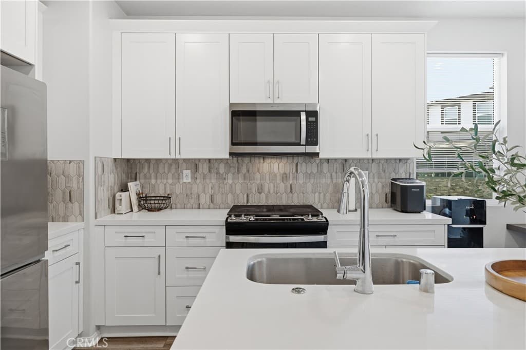 Condo at 1329 Nimbus, Pomona — photo 12 of 12
