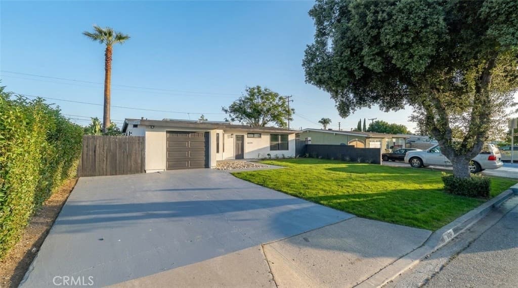 Home at 1834 E Holly Oak, West Covina — photo 2 of 12