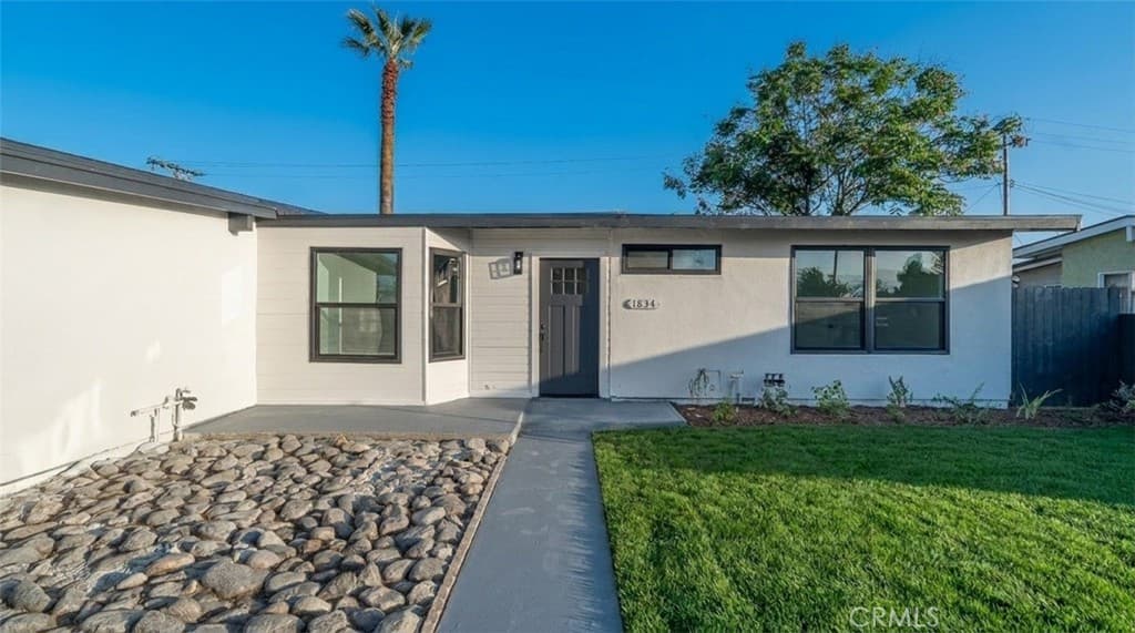 Home at 1834 E Holly Oak, West Covina — photo 4 of 12