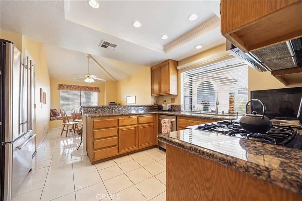 Home at 1638 Via Estrella, Pomona — photo 8 of 12