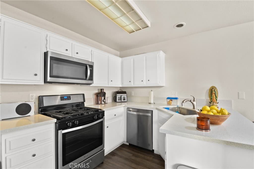 Townhouse at 3629 Ponderosa, El Monte — photo 6 of 12
