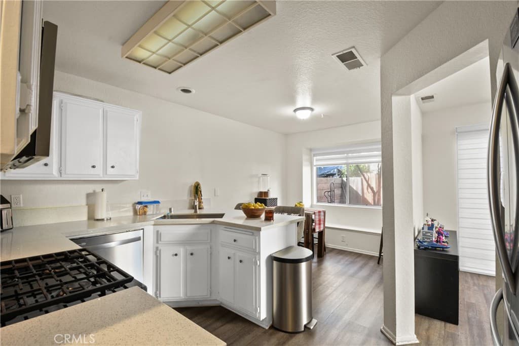 Townhouse at 3629 Ponderosa, El Monte — photo 8 of 12