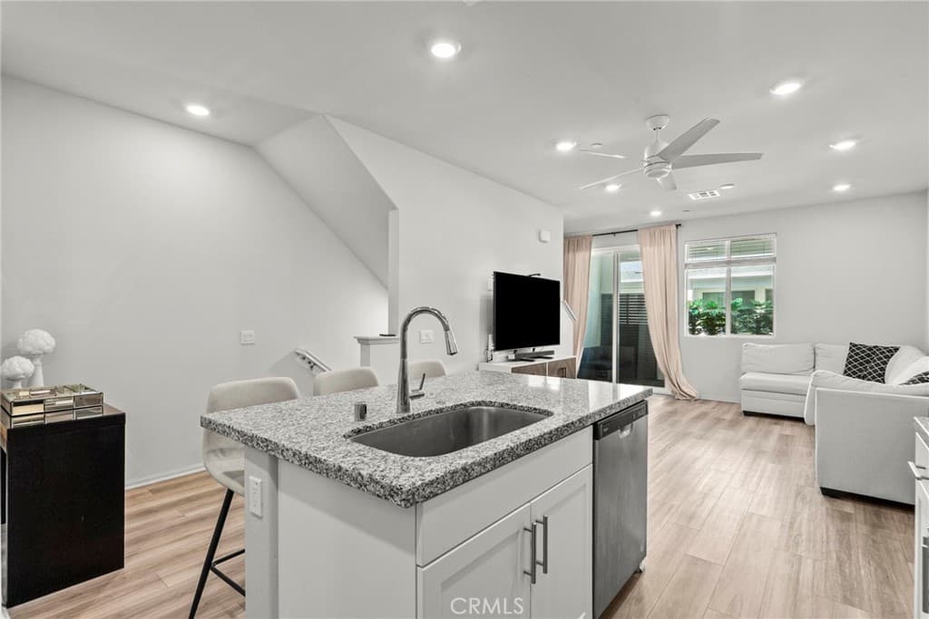 Condo at 1636 Cayton Loop, West Covina — photo 6 of 12