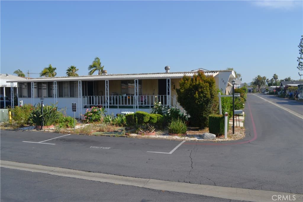 Home at 1630 S Barranca Avenue 102, Glendora — photo 2 of 7