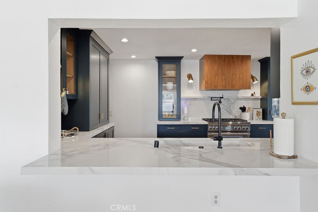 Home at 742 Sycamore Avenue, Glendora — photo 10 of 12