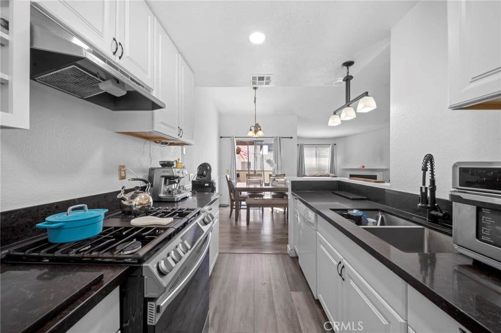 Condo at 24242 Sylvan Glen Road G, Diamond Bar — photo 3 of 12
