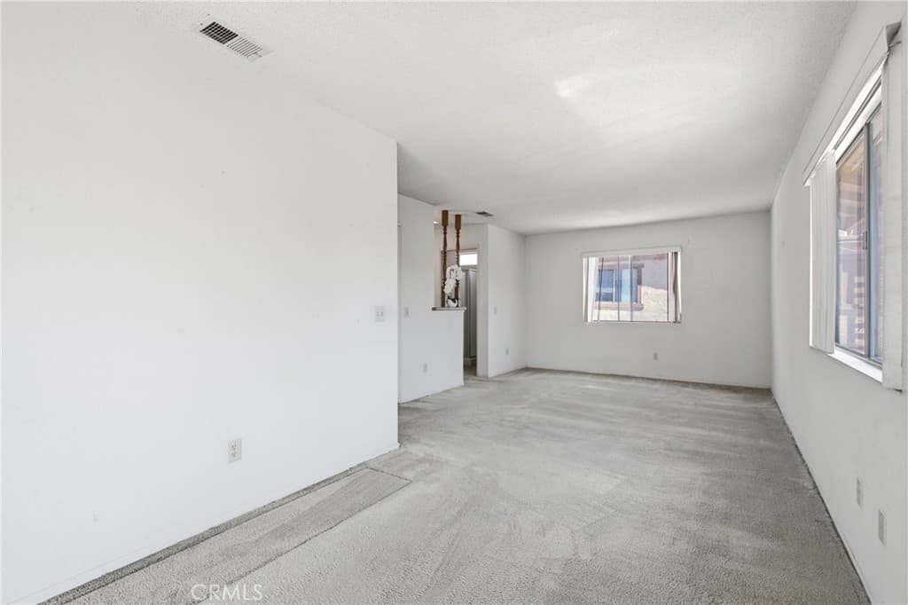 Townhouse at 1638 Calle Coronado, Duarte — photo 8 of 12