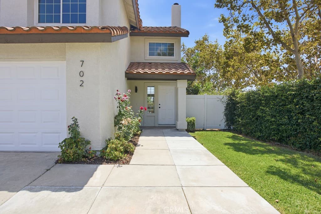 Home at 702 Bangor Street, Pomona — photo 2 of 12