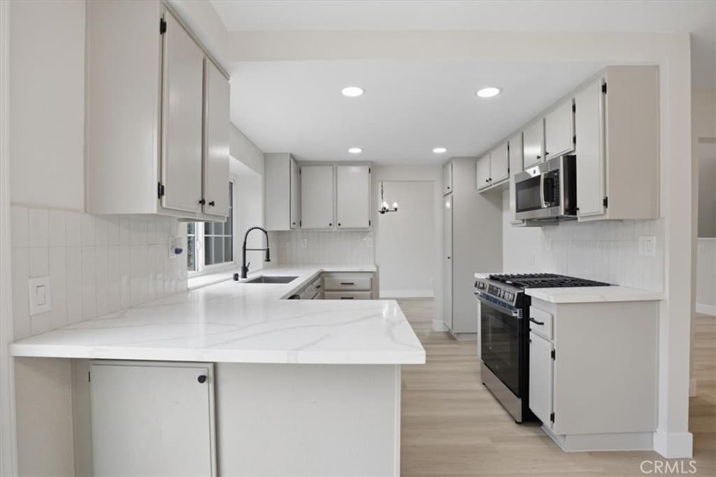 Home at 702 Bangor Street, Pomona — photo 11 of 12