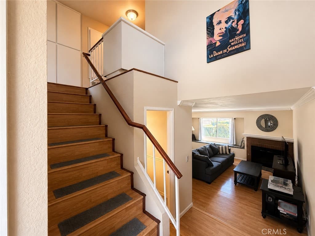 Townhouse at 1212 S Barranca B, Glendora — photo 2 of 12