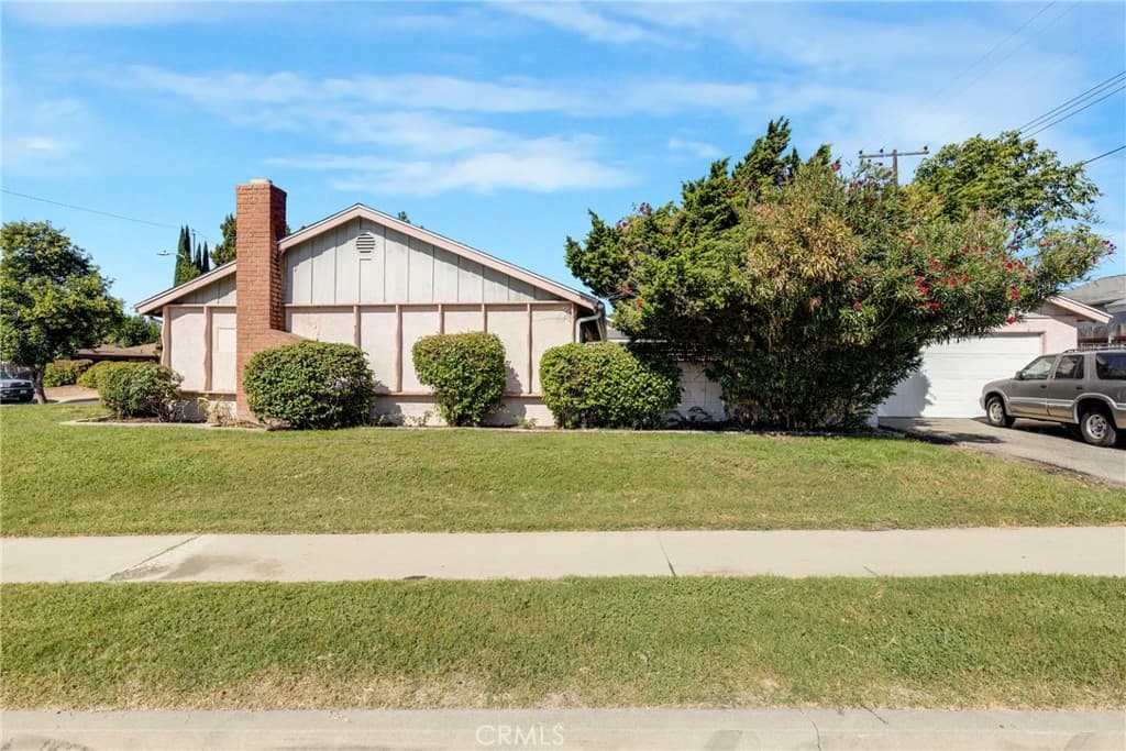 Home at 3205 E Point Cedar, West Covina — photo 4 of 12