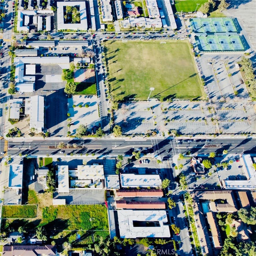 Home at 518 E Foothill, Azusa — photo 11 of 12