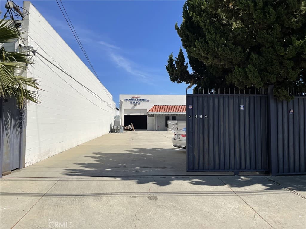 Commercial at 2112 Lee, South El Monte — photo 1 of 6