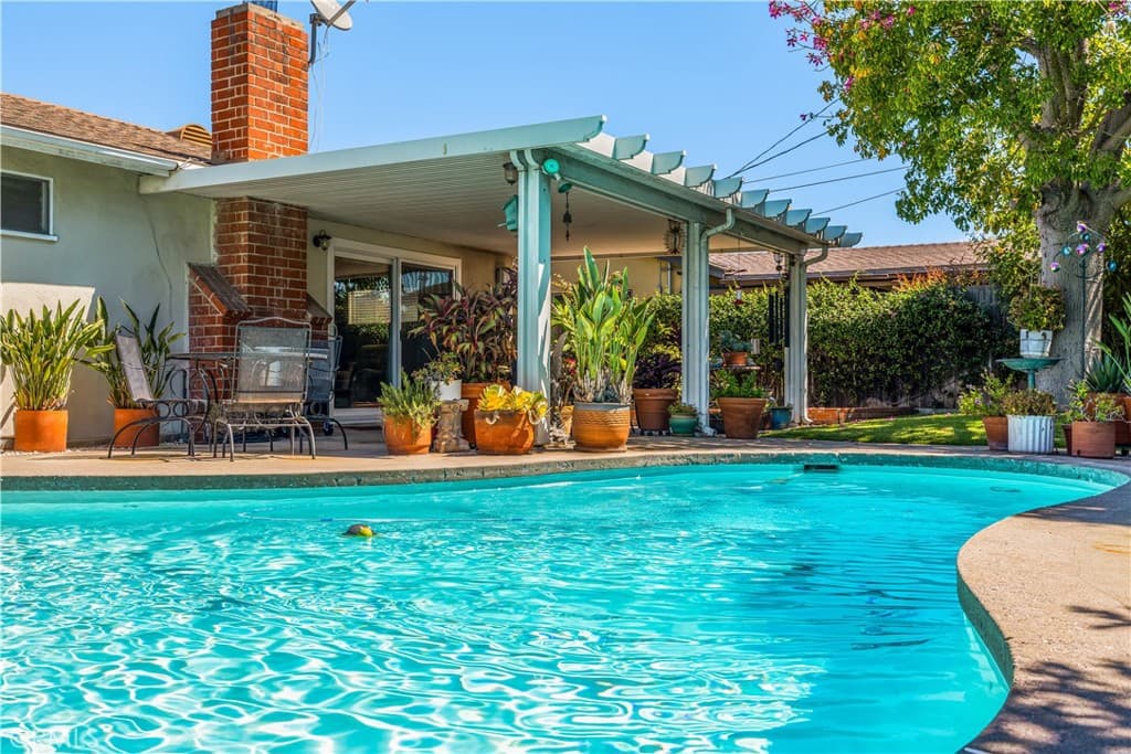 Home at 1026 E Wanamaker Drive, Covina — photo 2 of 12