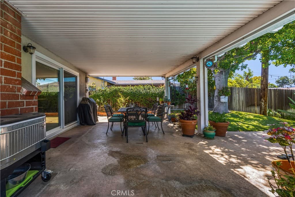 Home at 1026 E Wanamaker Drive, Covina — photo 6 of 12