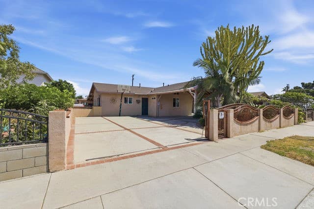 Home at 5008 Baldwin Park, Baldwin Park — photo 1 of 12