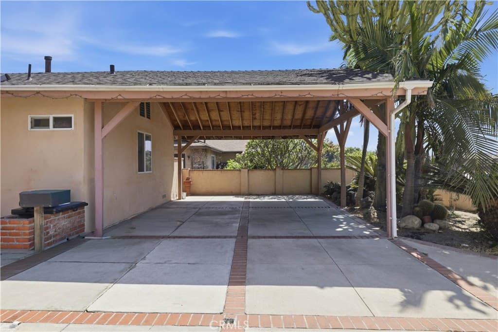 Home at 5008 Baldwin Park, Baldwin Park — photo 2 of 12