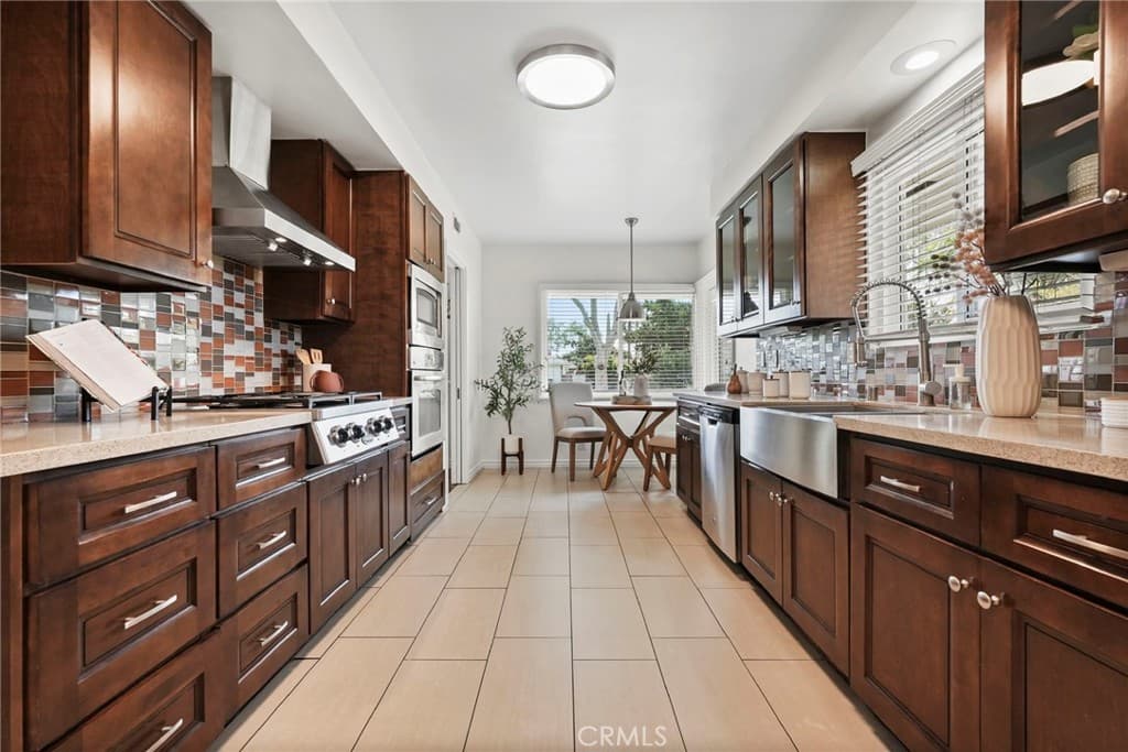 Home at 2025 Yorba Drive, Pomona — photo 12 of 12