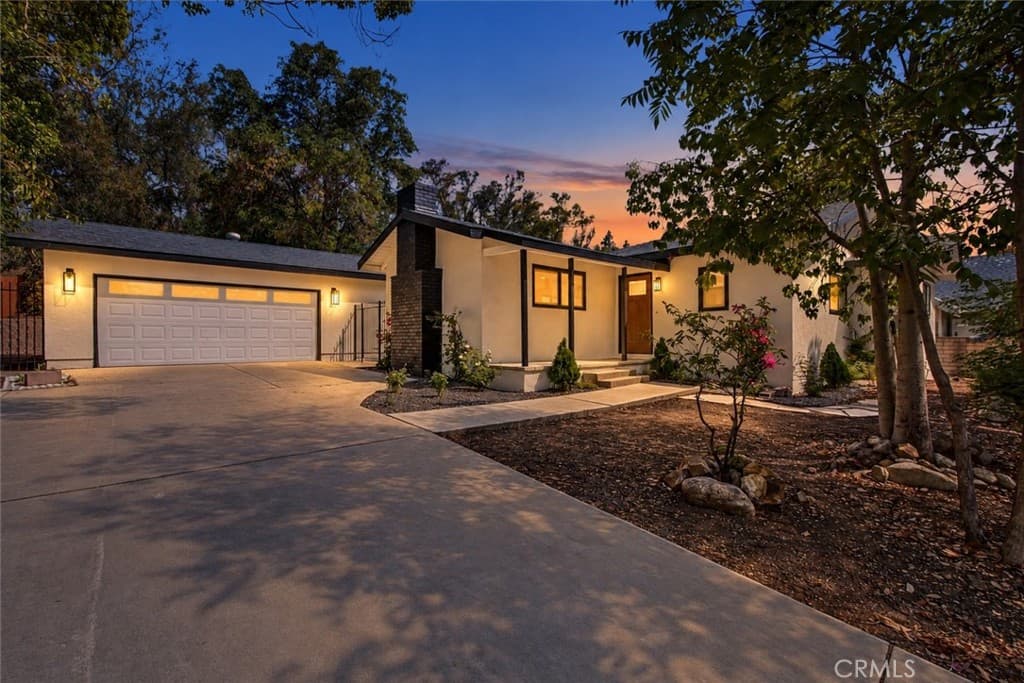 Home at 403 W 5th, San Dimas — photo 1 of 12