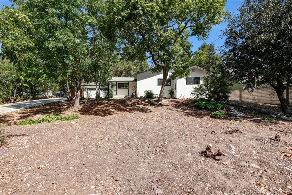 Home at 403 W 5th, San Dimas — photo 6 of 12