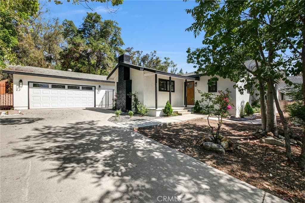 Home at 403 W 5th, San Dimas — photo 7 of 12