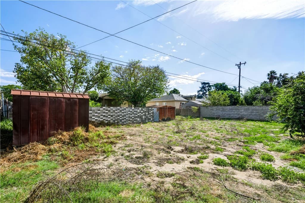 Home at 2234 Notre Dame Avenue, Pomona — photo 10 of 10