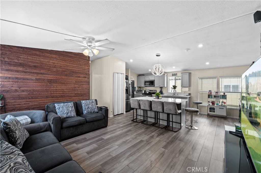 Home at 1700 South Glendora Ave 9, Glendora — photo 4 of 12
