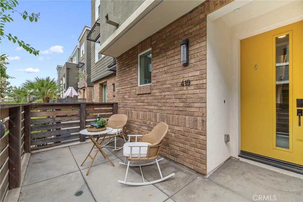 Condo at 419 Falcon Place, Covina — photo 4 of 12