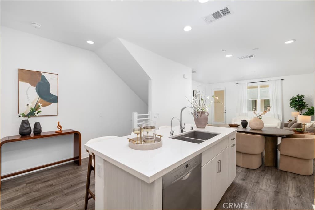 Condo at 419 Falcon Place, Covina — photo 7 of 12