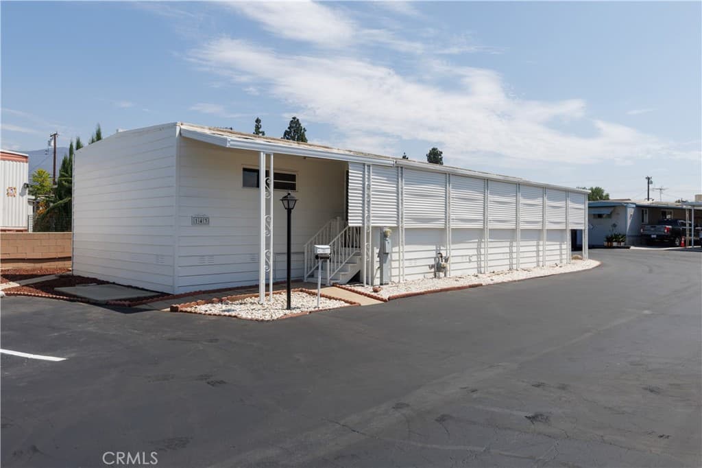 Home at 301 E Foothills Boulevard 143, Pomona — photo 4 of 12