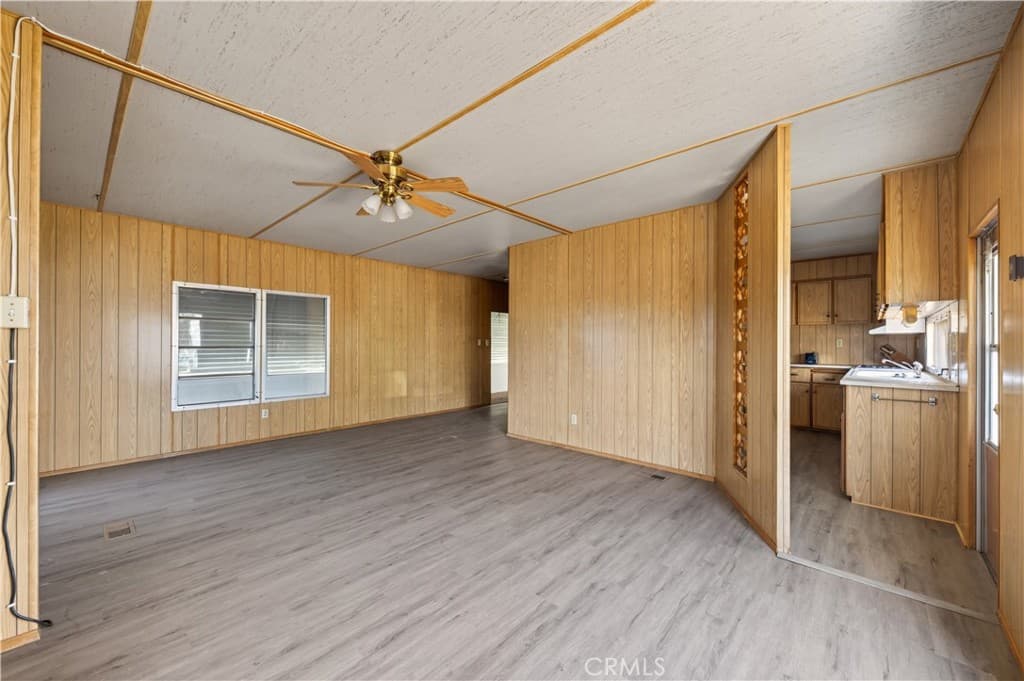 Home at 301 E Foothills Boulevard 143, Pomona — photo 7 of 12