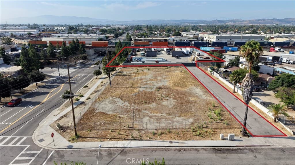 Home at 151 N Reservoir Street, Pomona — photo 3 of 6