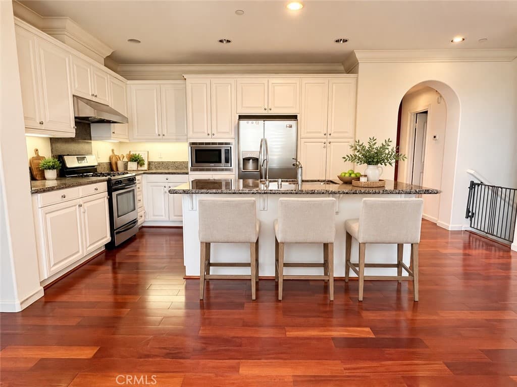 Townhouse at 883 Terrace W, Diamond Bar — photo 5 of 12