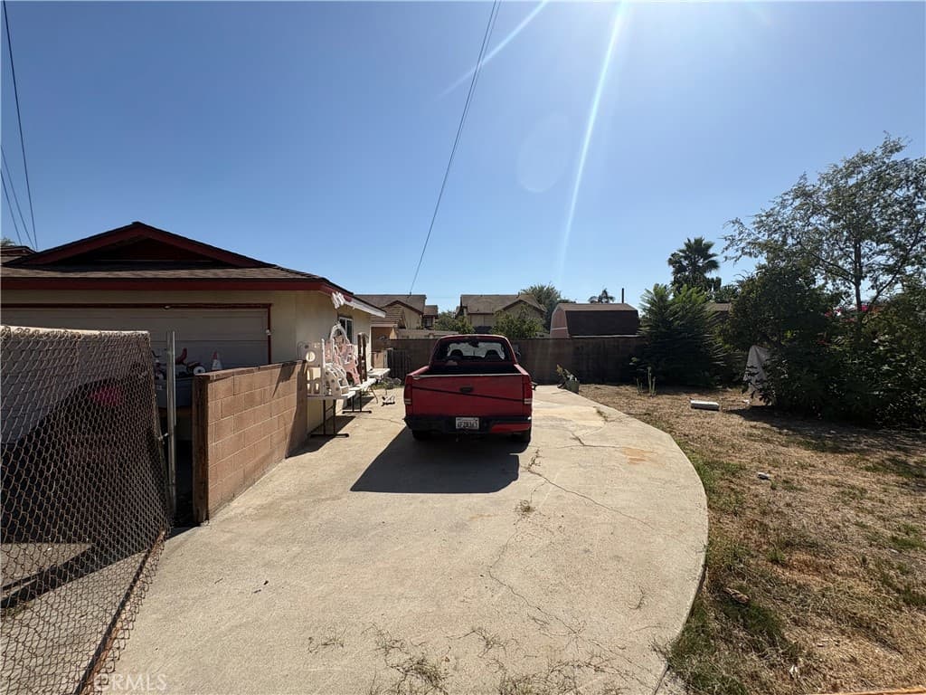 Home at 278 E Cherry, Monrovia — photo 5 of 12