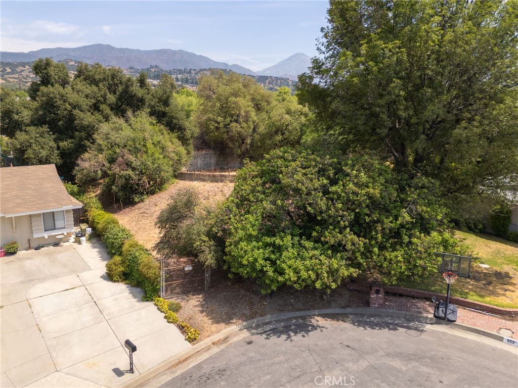 Home at 4053 N Towne Avenue, Claremont — photo 2 of 11