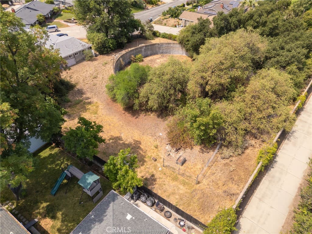 Home at 4053 N Towne Avenue, Claremont — photo 4 of 11