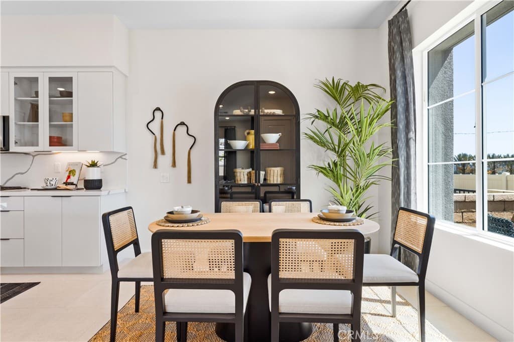 Condo at 221 Roma Court, Walnut — photo 9 of 12