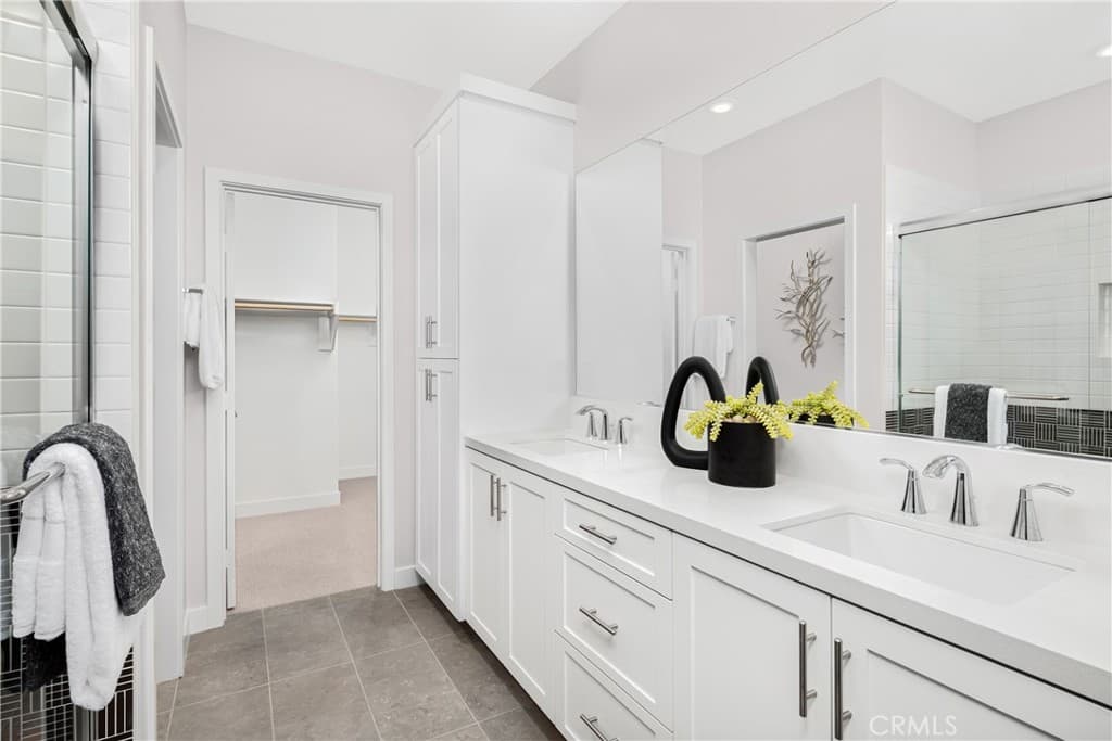 Condo at 226 Roma Court, Walnut — photo 11 of 12