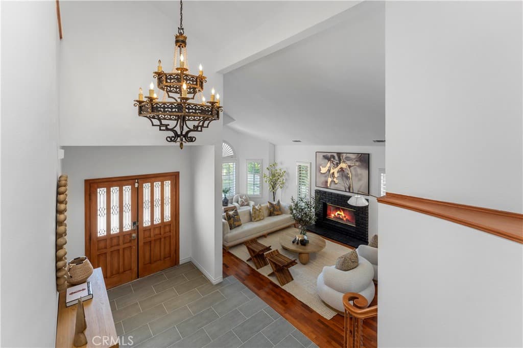 Home at 1011 Rodeo Road, Arcadia — photo 4 of 12