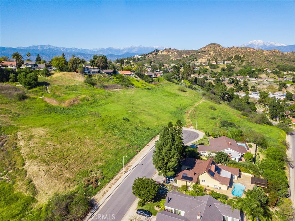 Home at 15 Camelback Drive, Walnut — photo 10 of 12