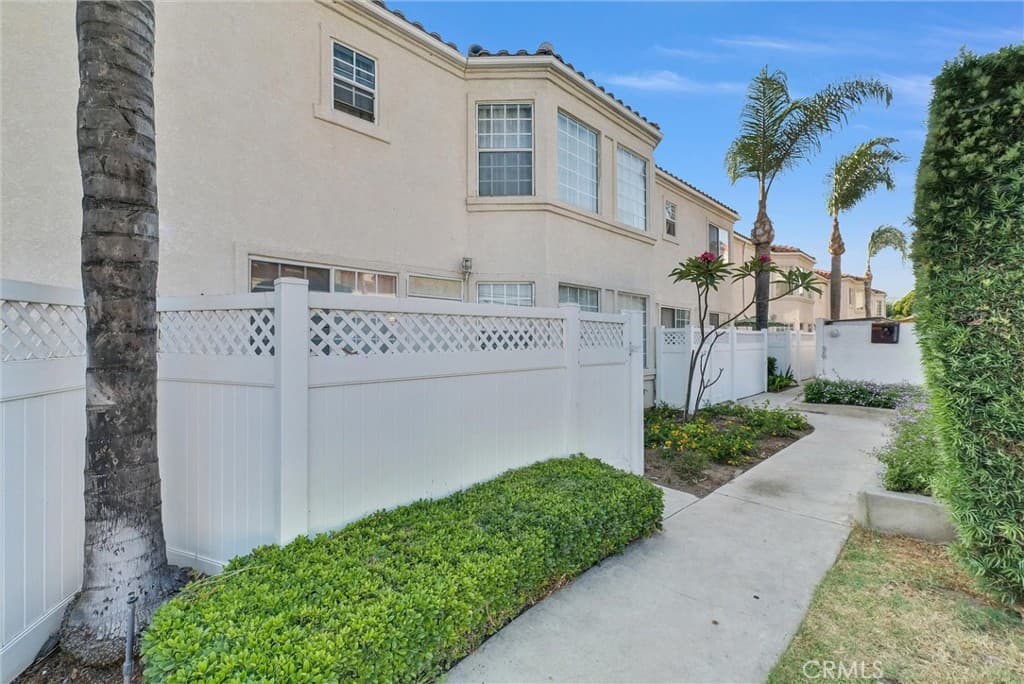 Condo at 19555 E Cypress Street P, Covina — photo 4 of 12