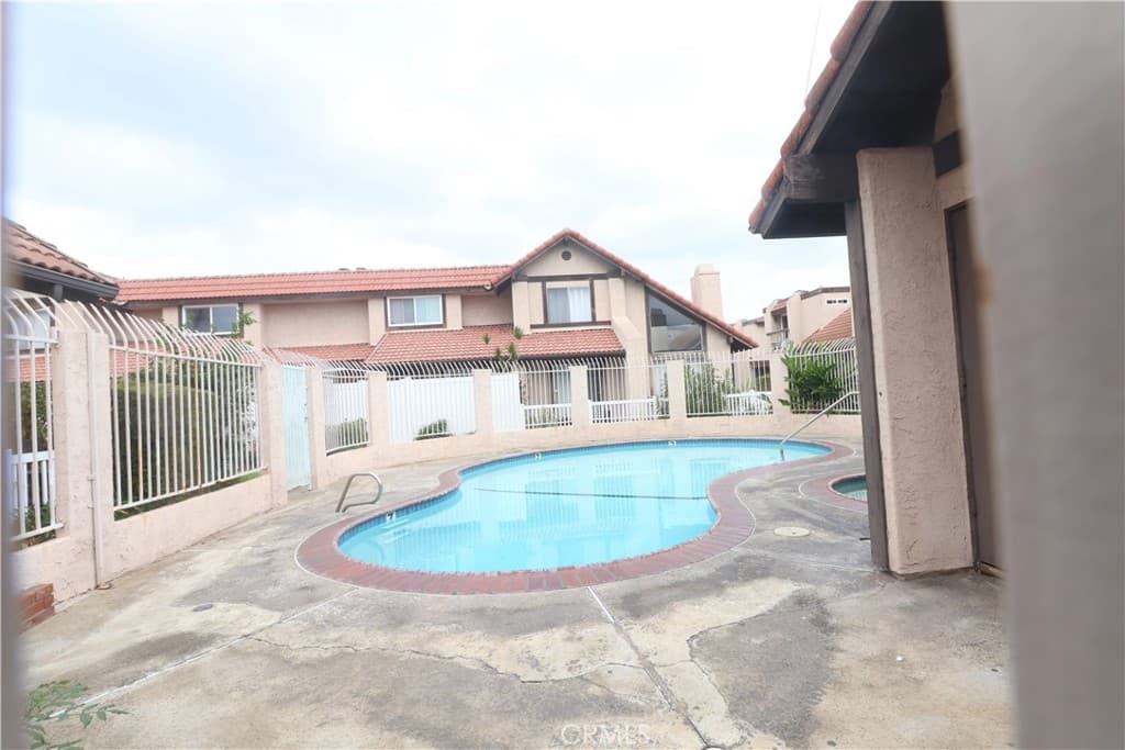 Condo at 11547 LOWER AZUSA C, El Monte — photo 3 of 4